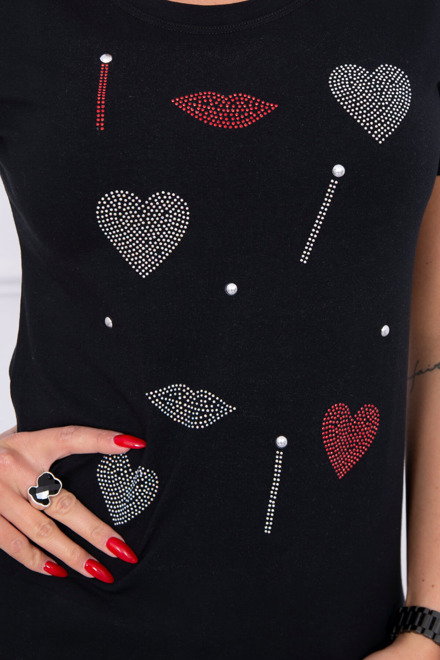  Tricou cu decoraţii