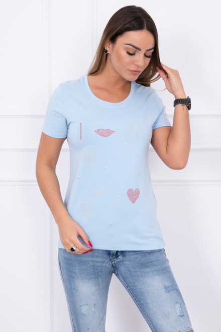  Tricou cu decoraţii