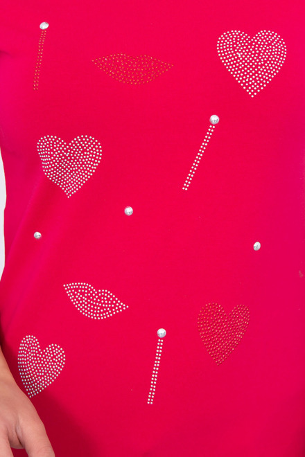  Tricou cu decoraţii