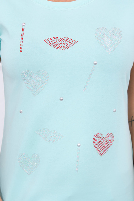  Tricou cu decoraţii