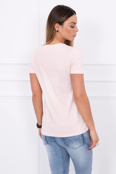  Tricou cu decoraţii