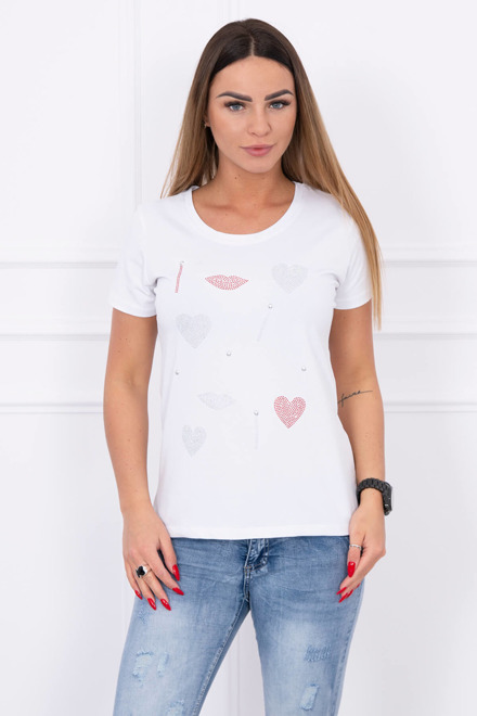  Tricou cu decoraţii